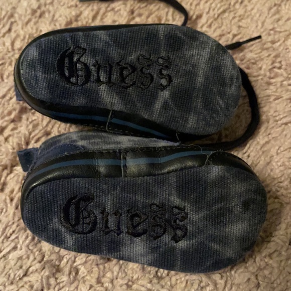 Guess shoes size 2 (baby) - Picture 2 of 2